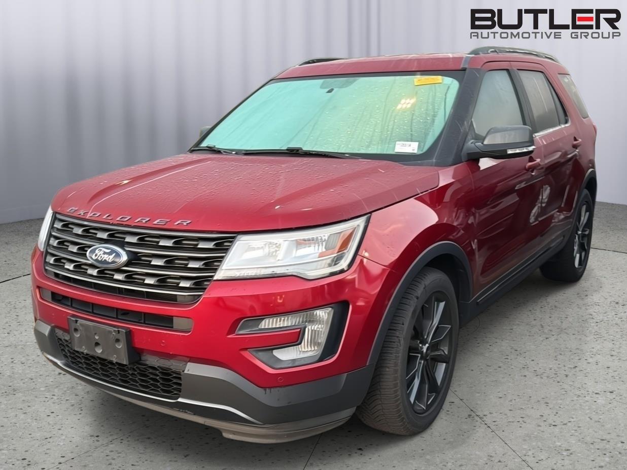 Ruby Red Metallic Tinted Clearcoat 2017 Ford Explorer SUV / Crossover Front-Wheel Drive 6-Speed Automatic