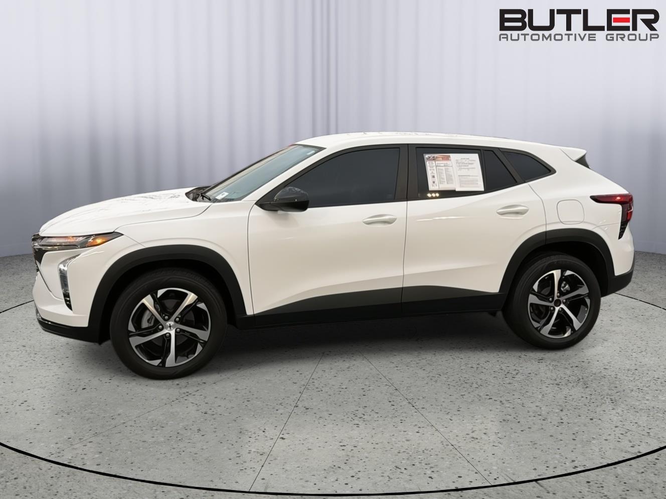 Used 2025 Chevrolet Trax SUV