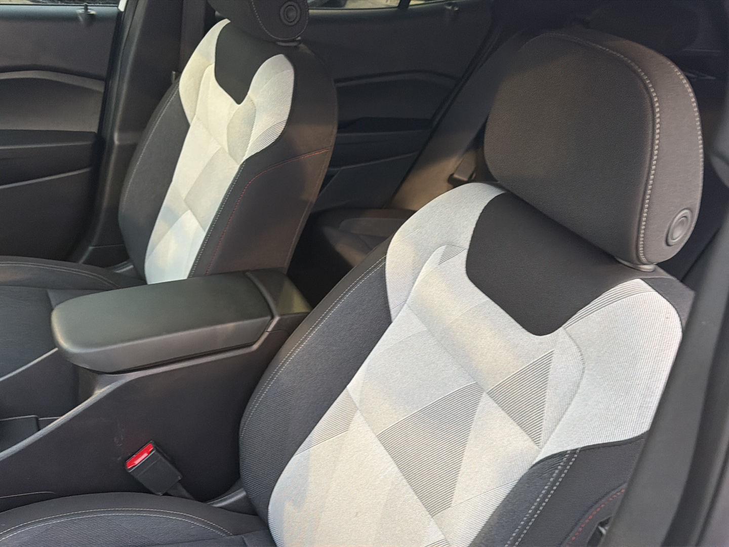 Used 2025 Chevrolet Trax SUV