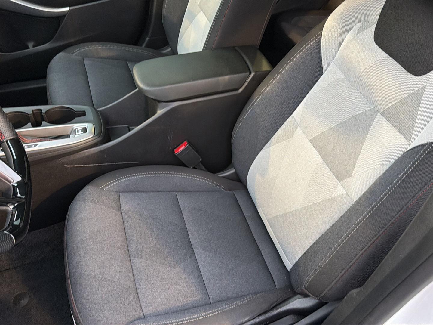 Used 2025 Chevrolet Trax SUV