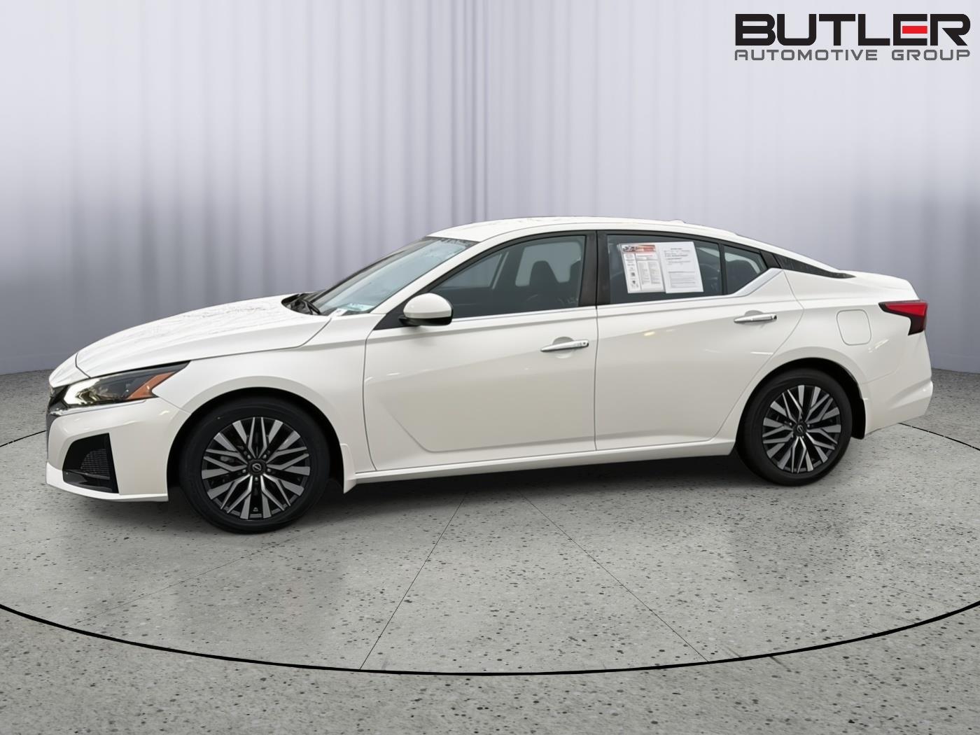 Used 2023 Nissan Altima Sedan