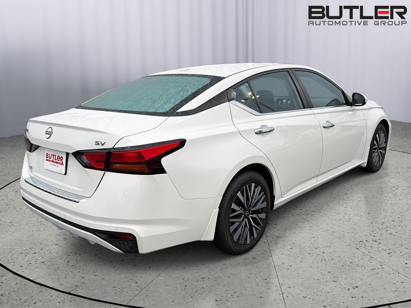 Used 2023 Nissan Altima Sedan