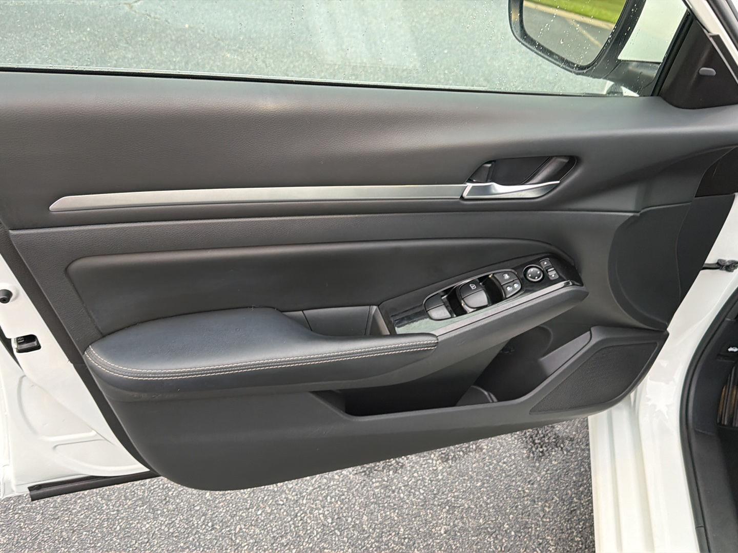 Used 2023 Nissan Altima Sedan
