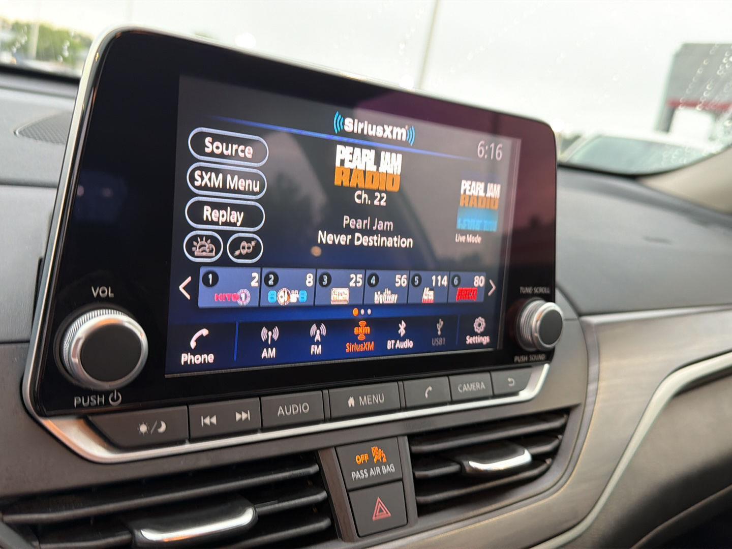 Used 2023 Nissan Altima Sedan