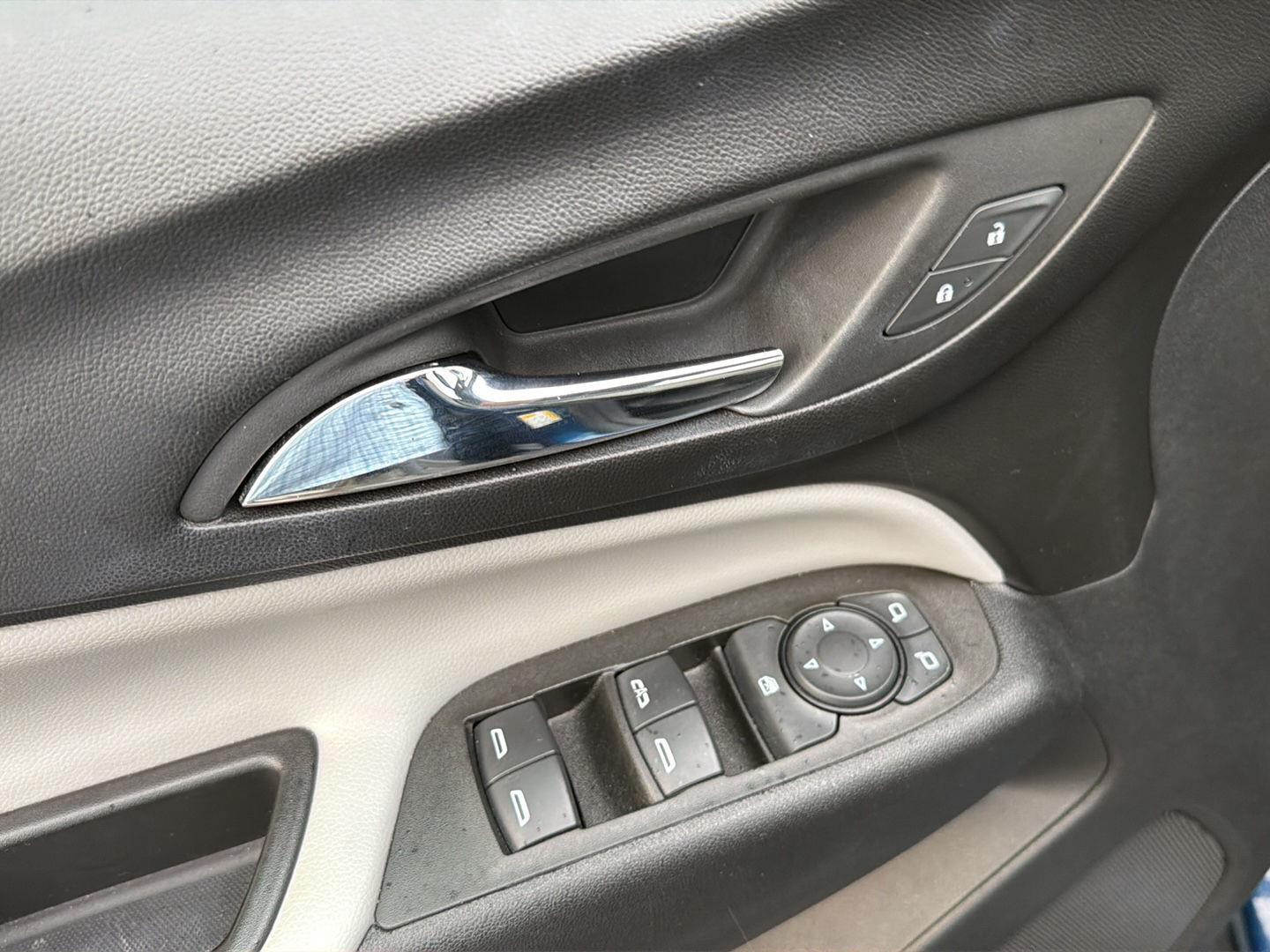 Used 2022 Chevrolet Equinox SUV