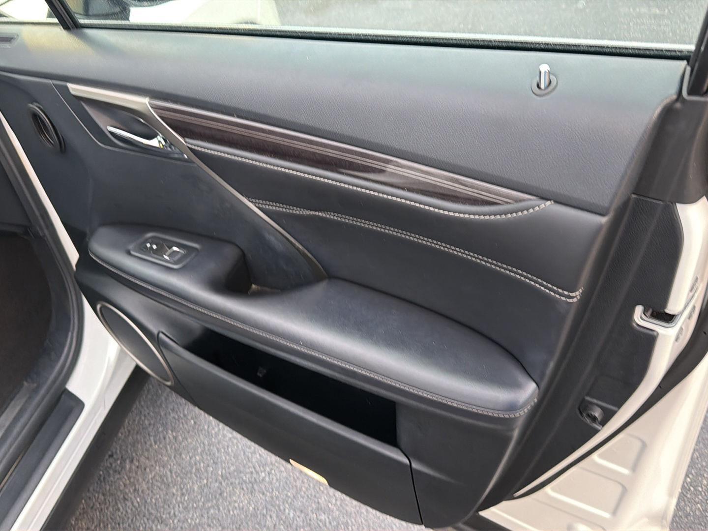 Used 2019 Lexus RX 350L  SUV