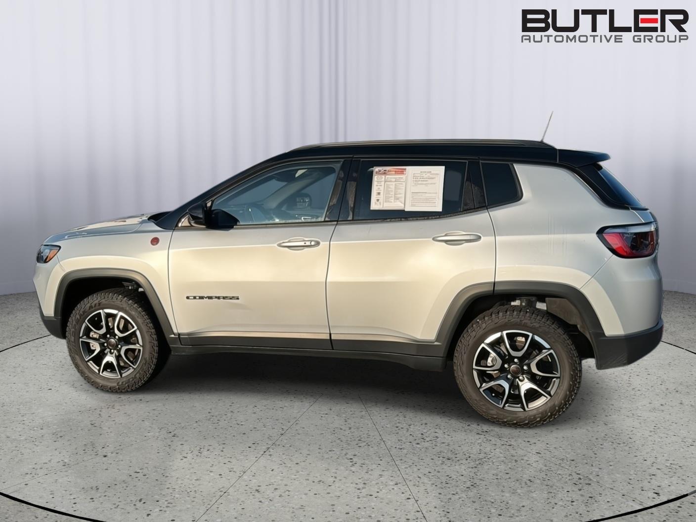 Used 2025 Jeep Compass SUV