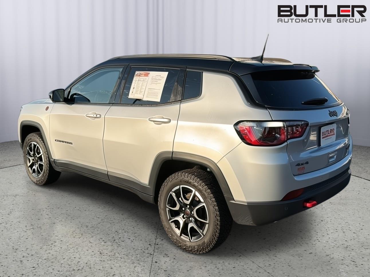 Used 2025 Jeep Compass SUV