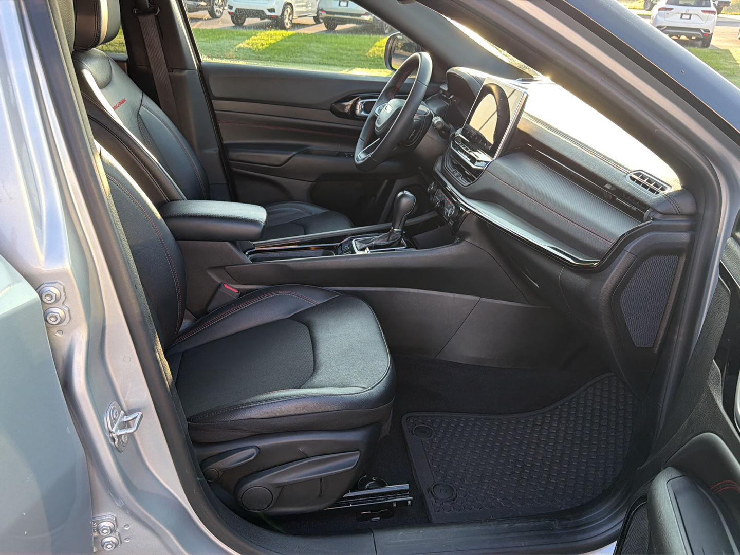 Used 2025 Jeep Compass SUV