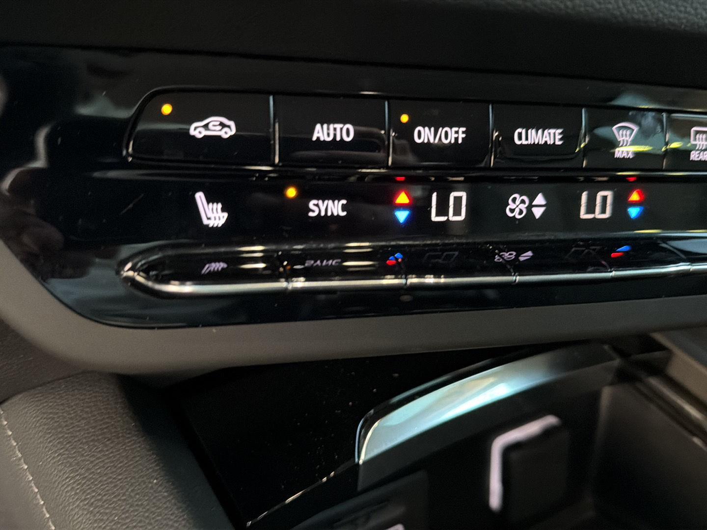 Used 2023 Buick Envision SUV