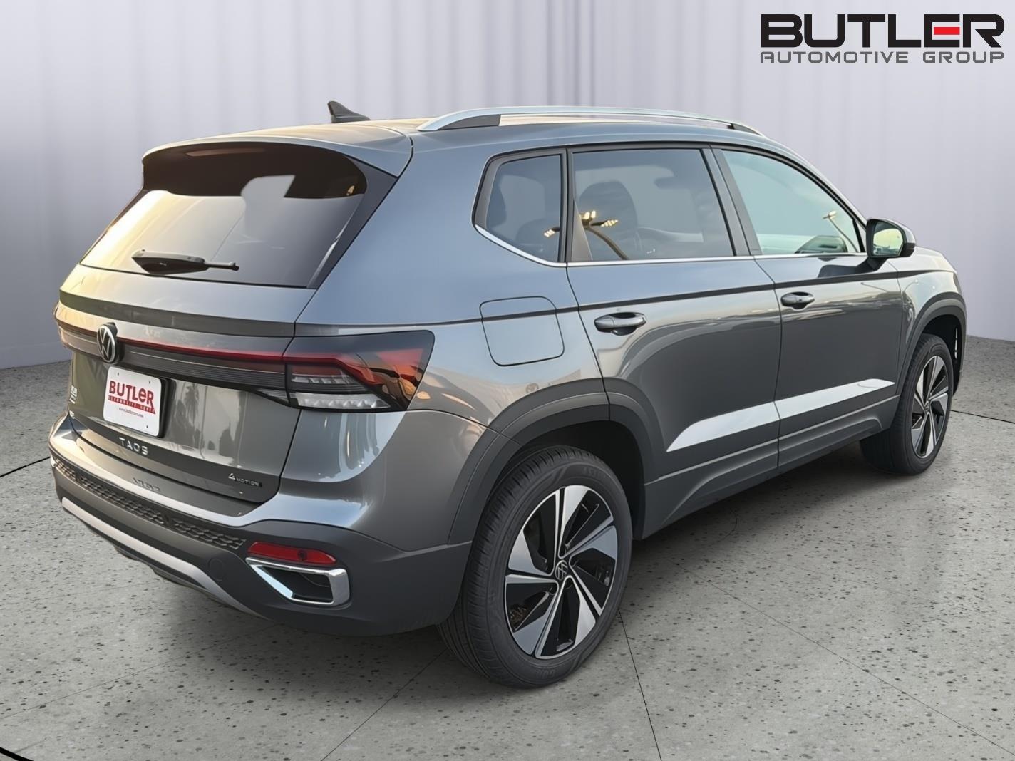 Used 2025 Volkswagen Taos SUV