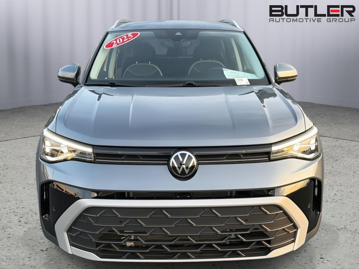 Used 2025 Volkswagen Taos SUV