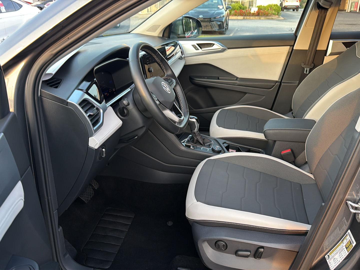 Used 2025 Volkswagen Taos SUV