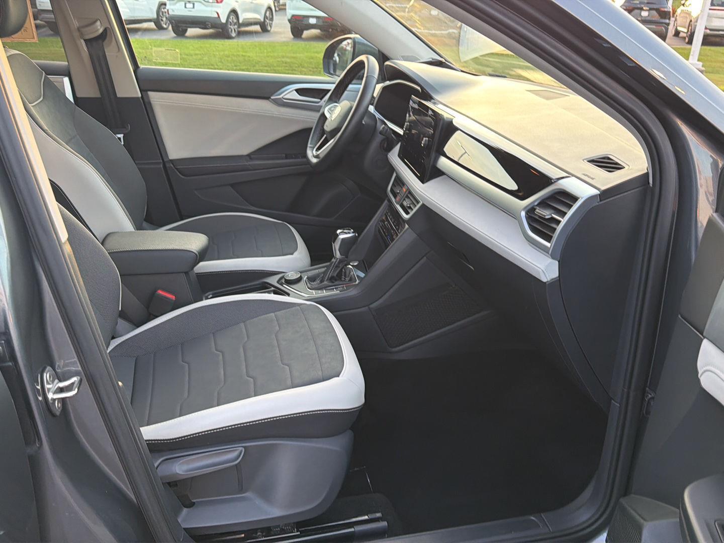 Used 2025 Volkswagen Taos SUV