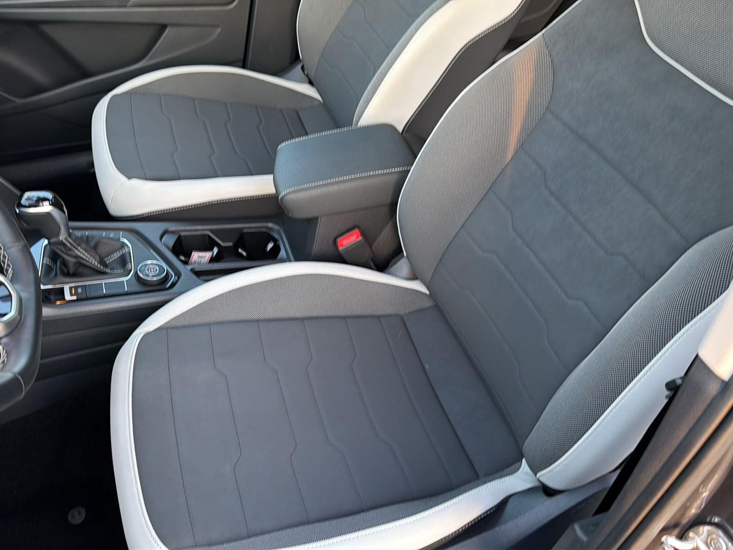 Used 2025 Volkswagen Taos SUV
