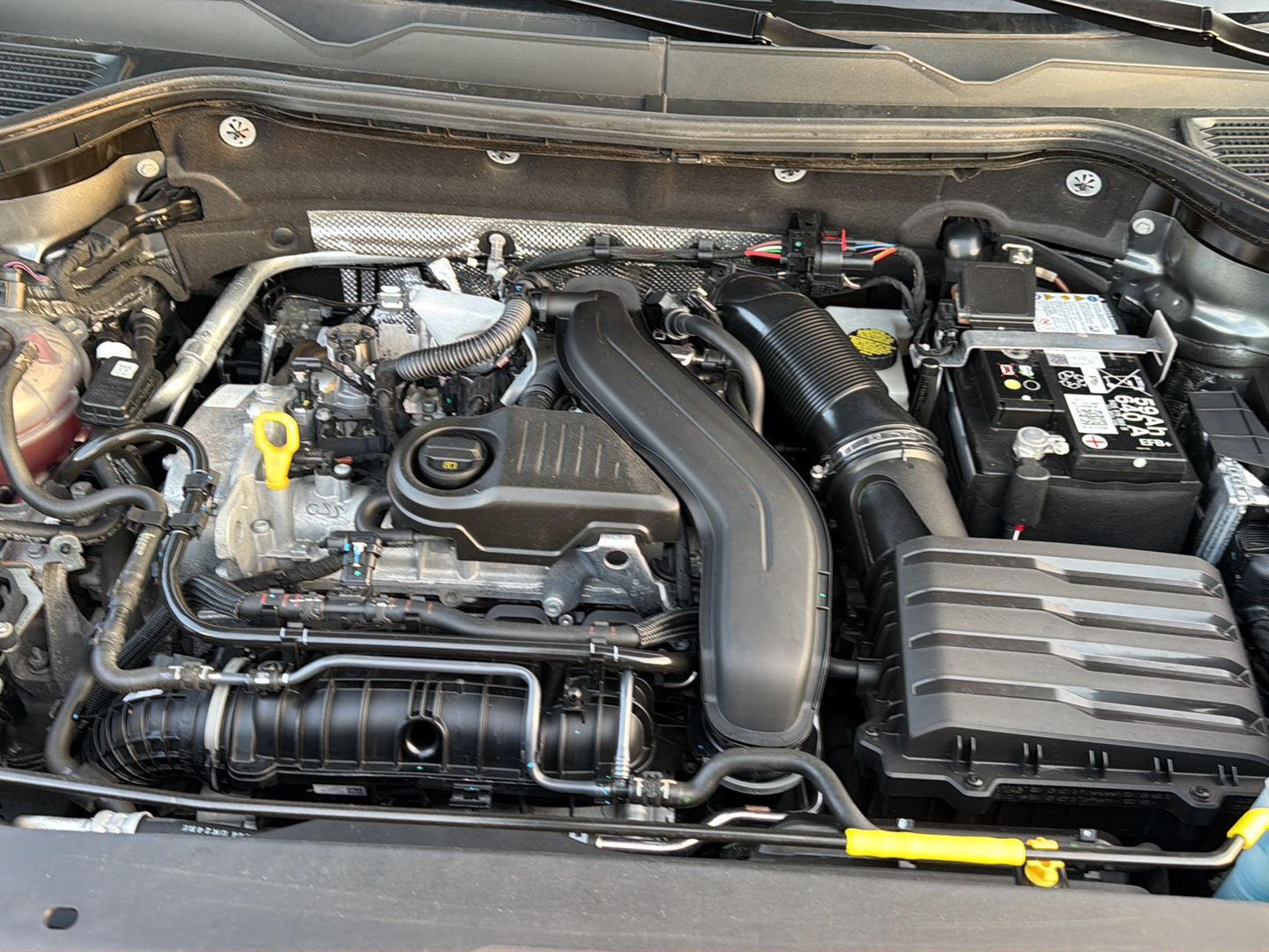 Used 2025 Volkswagen Taos SUV