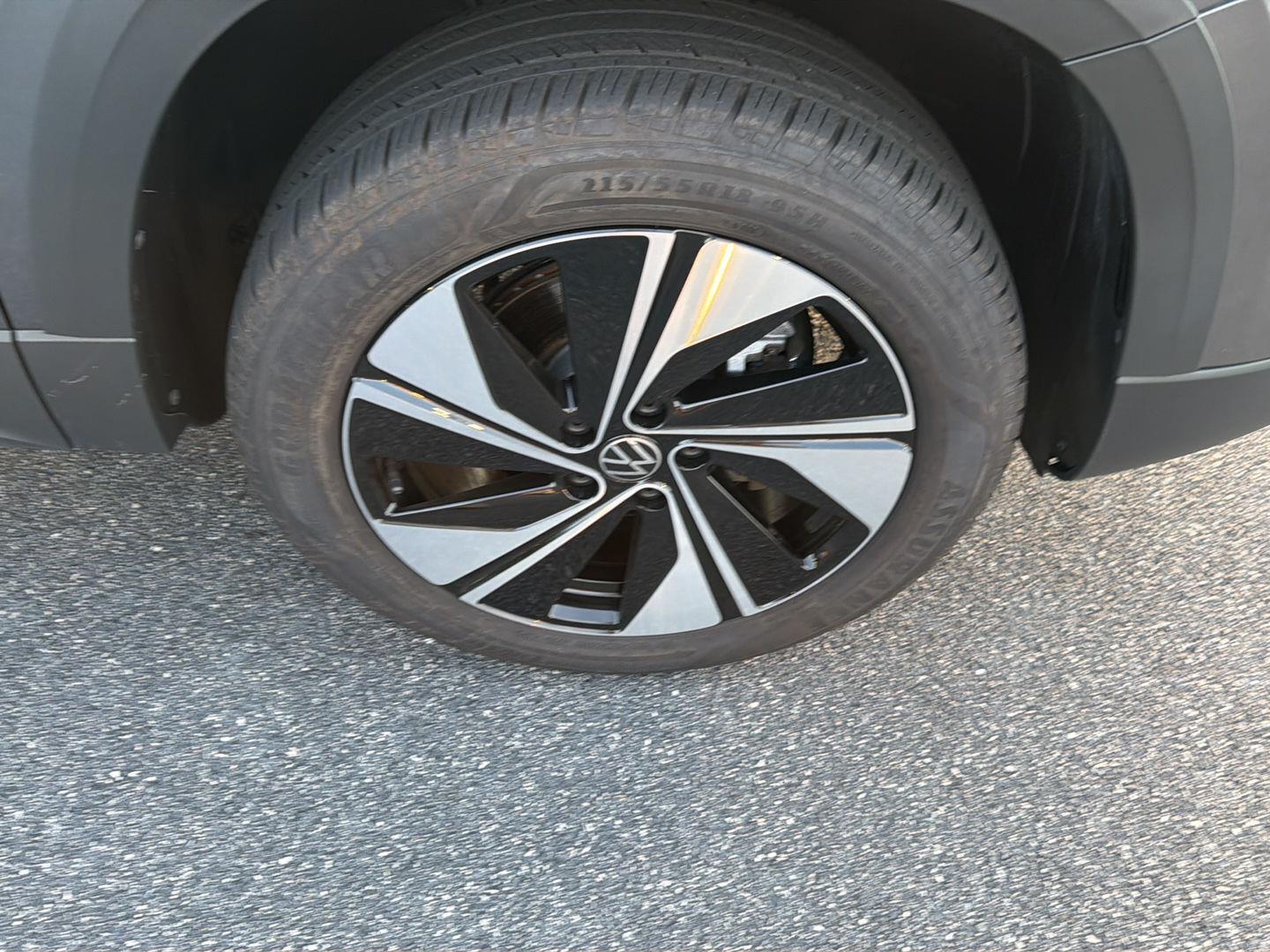Used 2025 Volkswagen Taos SUV