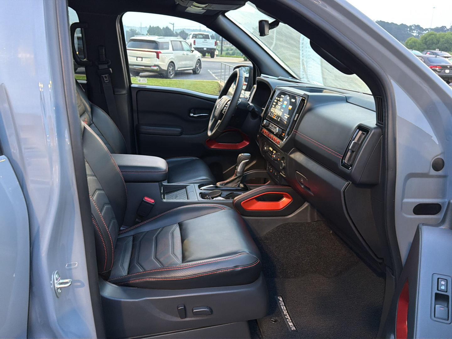 Used 2025 Nissan Frontier Truck