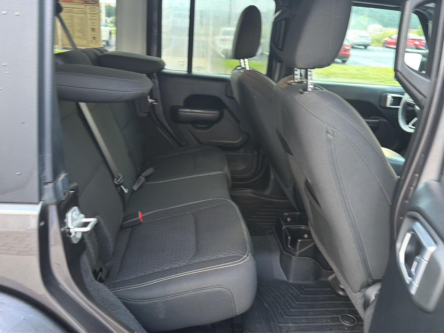 Used 2021 Jeep Wrangler SUV