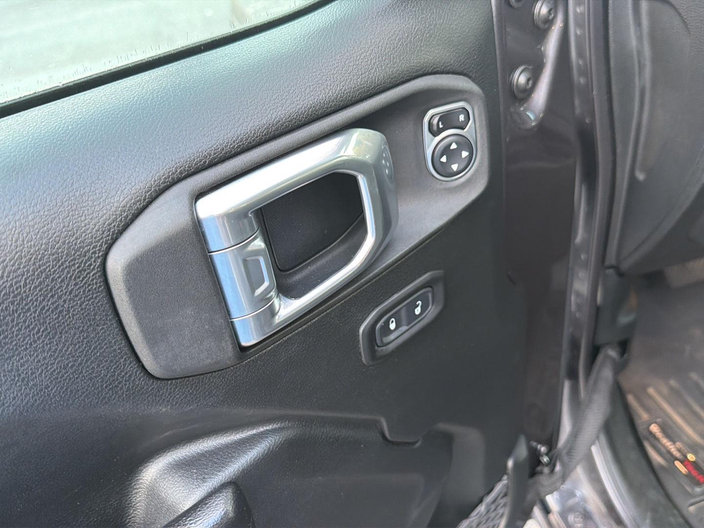 Used 2021 Jeep Wrangler SUV