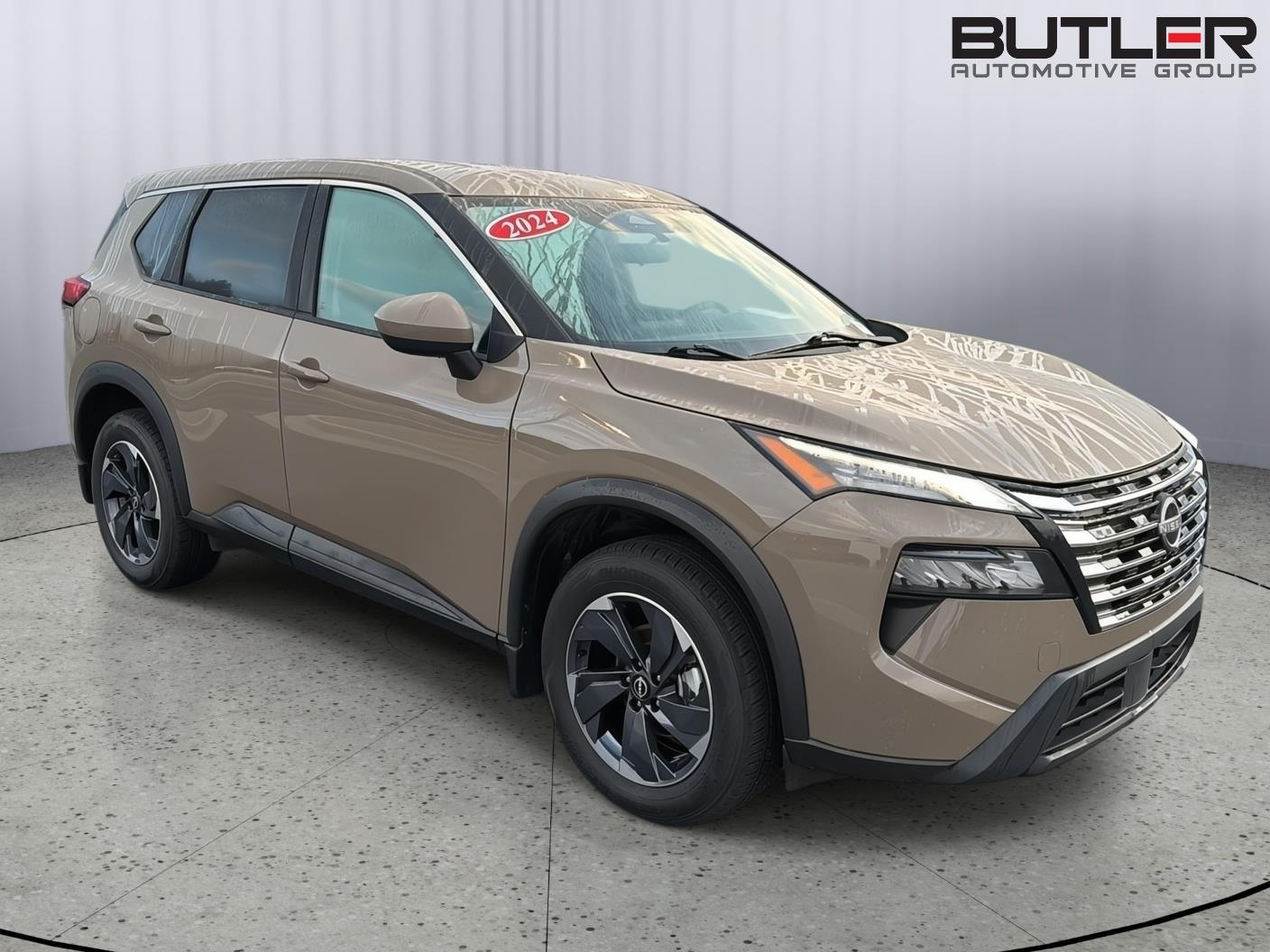 Used 2024 Nissan Rogue SUV