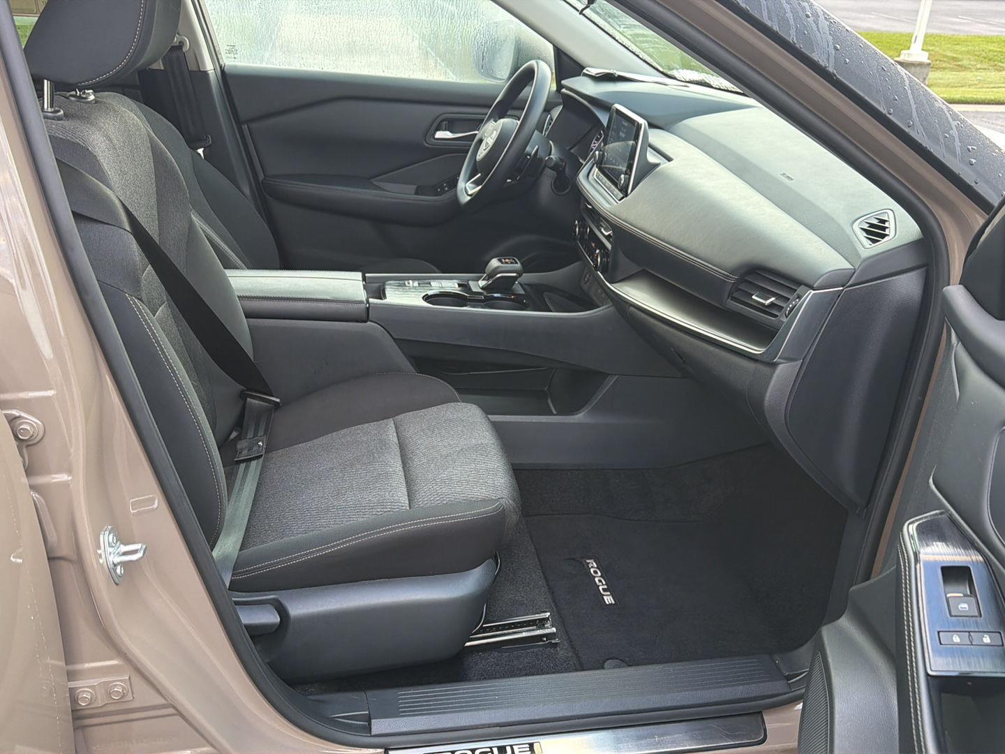 Used 2024 Nissan Rogue SUV