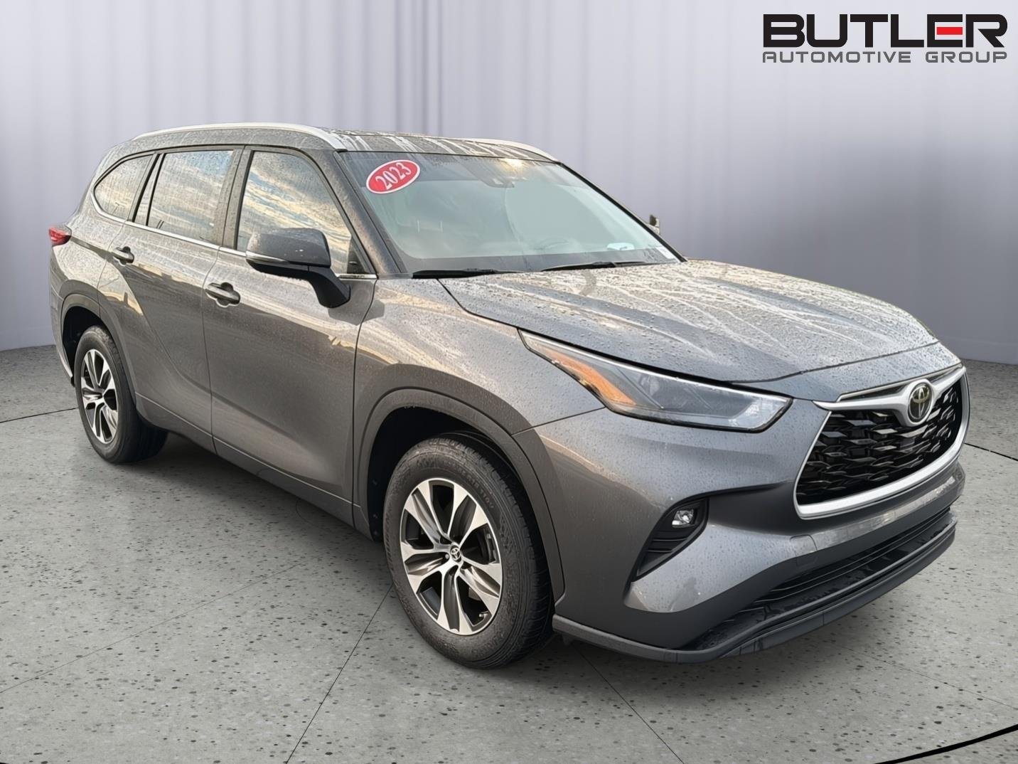 Used 2023 Toyota Highlander SUV