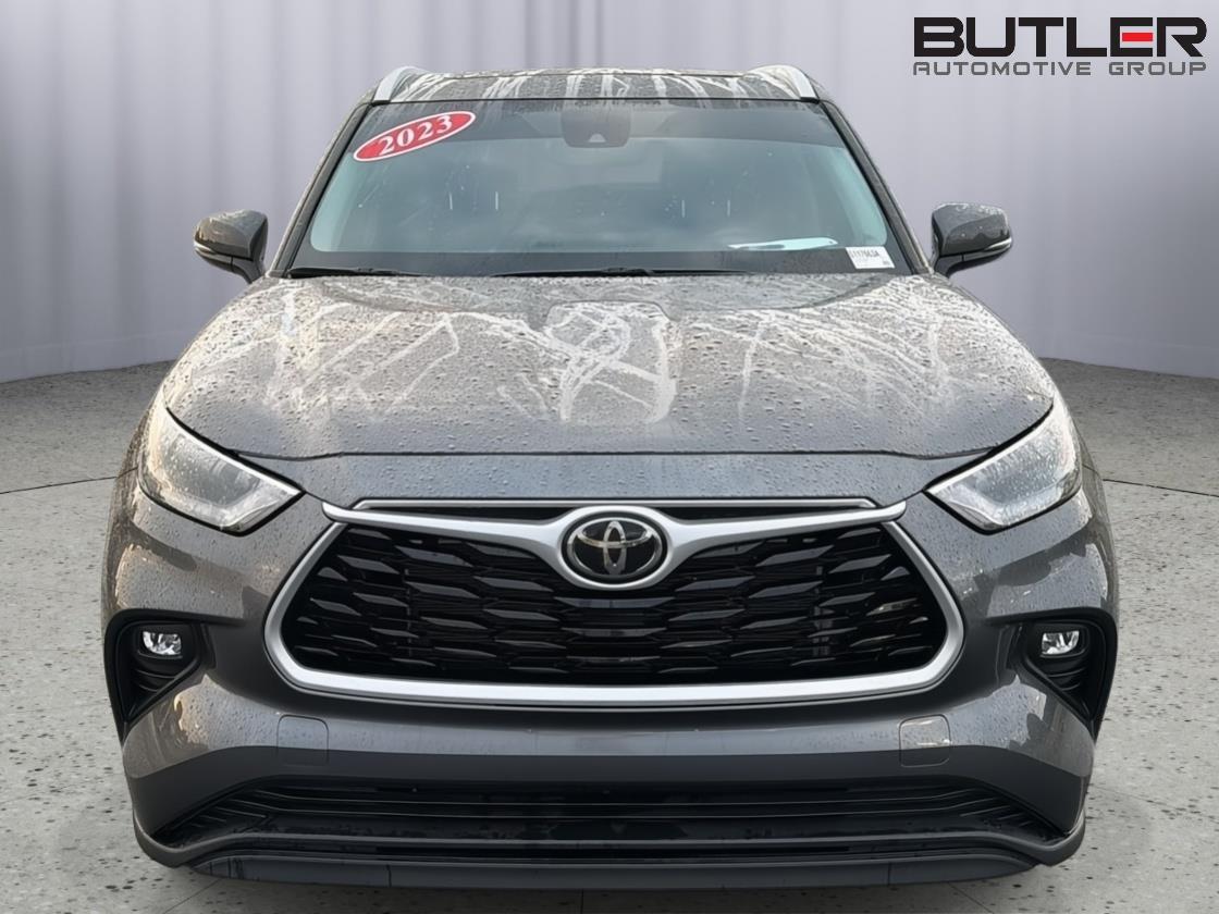 Used 2023 Toyota Highlander SUV