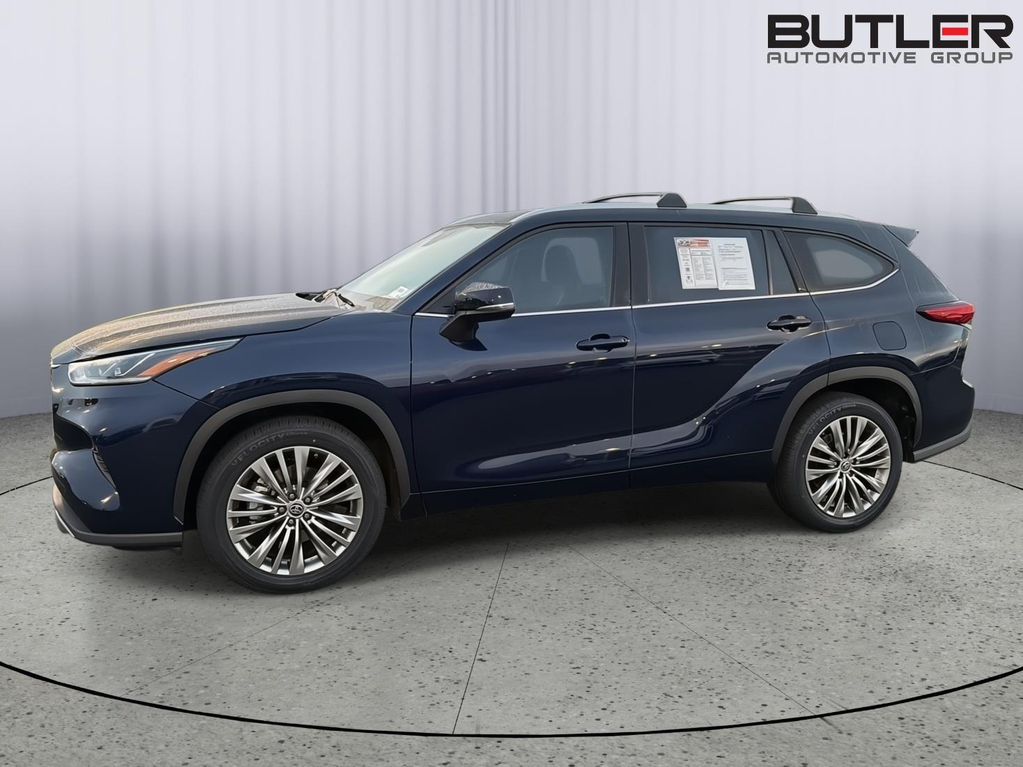 Used 2022 Toyota Highlander SUV