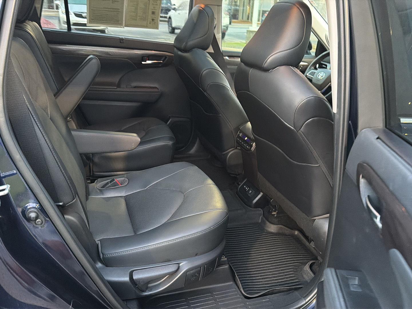 Used 2022 Toyota Highlander SUV