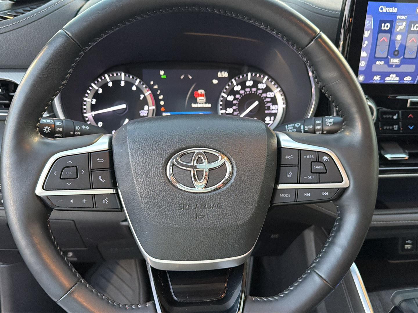Used 2022 Toyota Highlander SUV