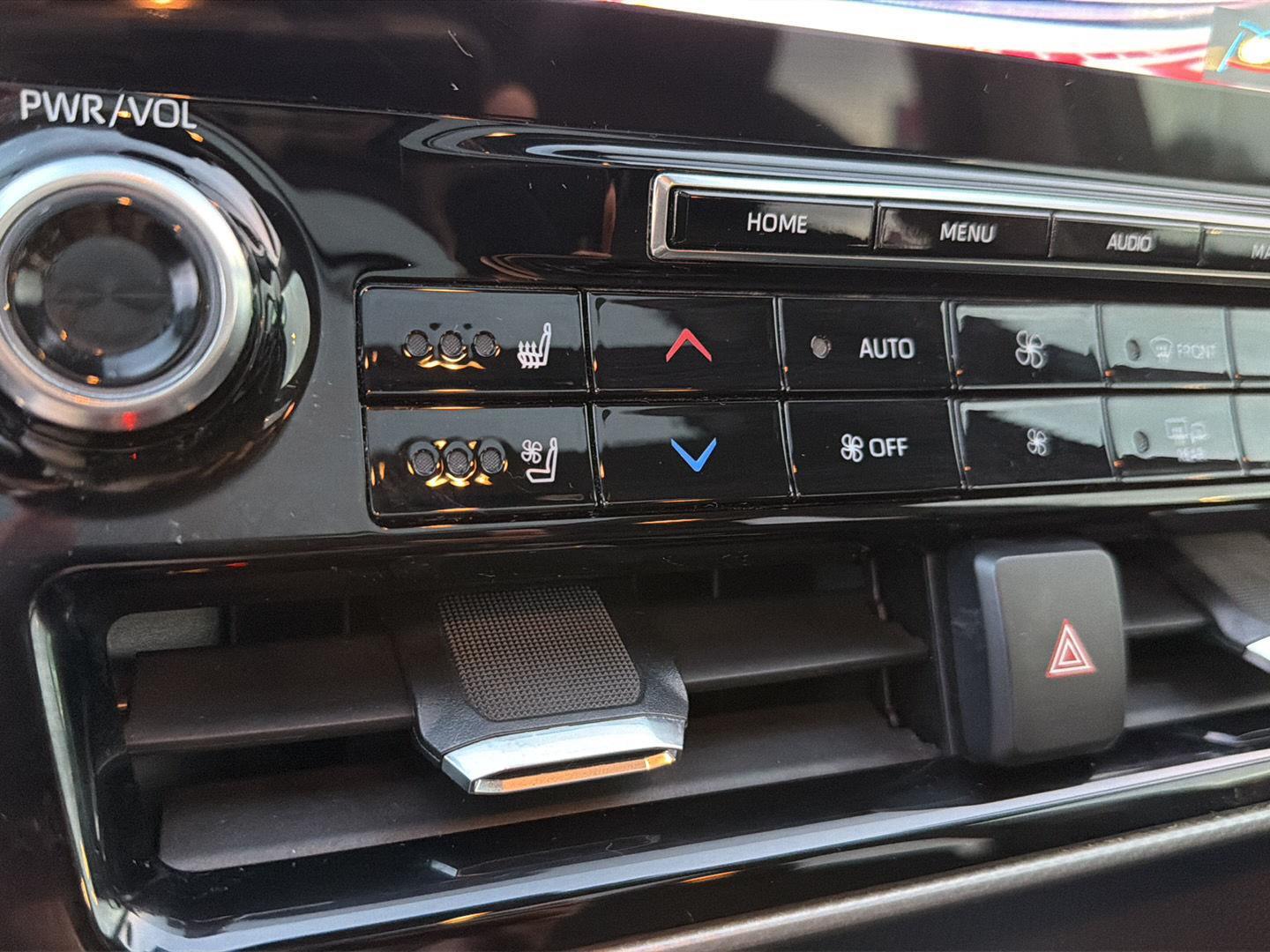 Used 2022 Toyota Highlander SUV