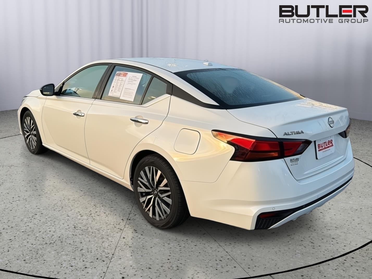 Used 2025 Nissan Altima Sedan