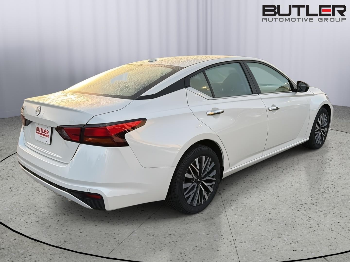 Used 2025 Nissan Altima Sedan