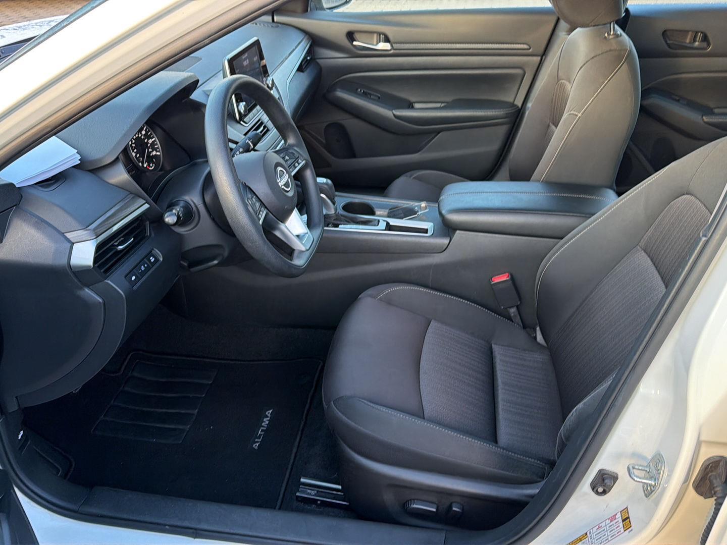 Used 2025 Nissan Altima Sedan