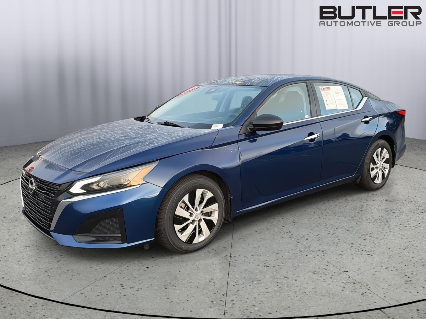 Used 2024 Nissan Altima Sedan