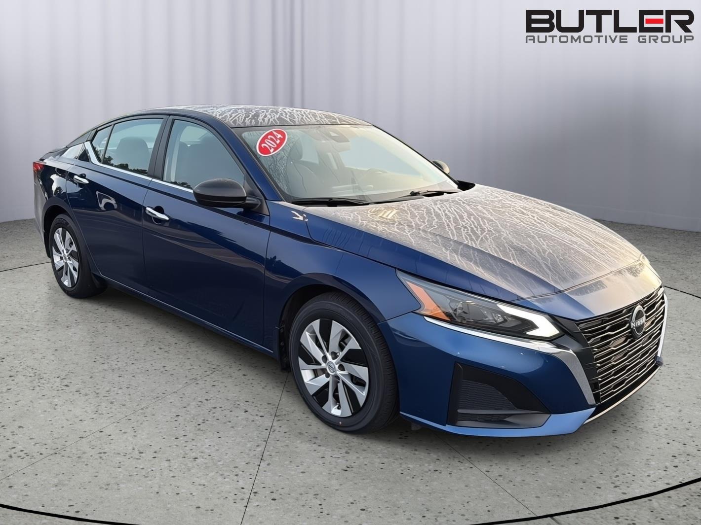 Used 2024 Nissan Altima Sedan