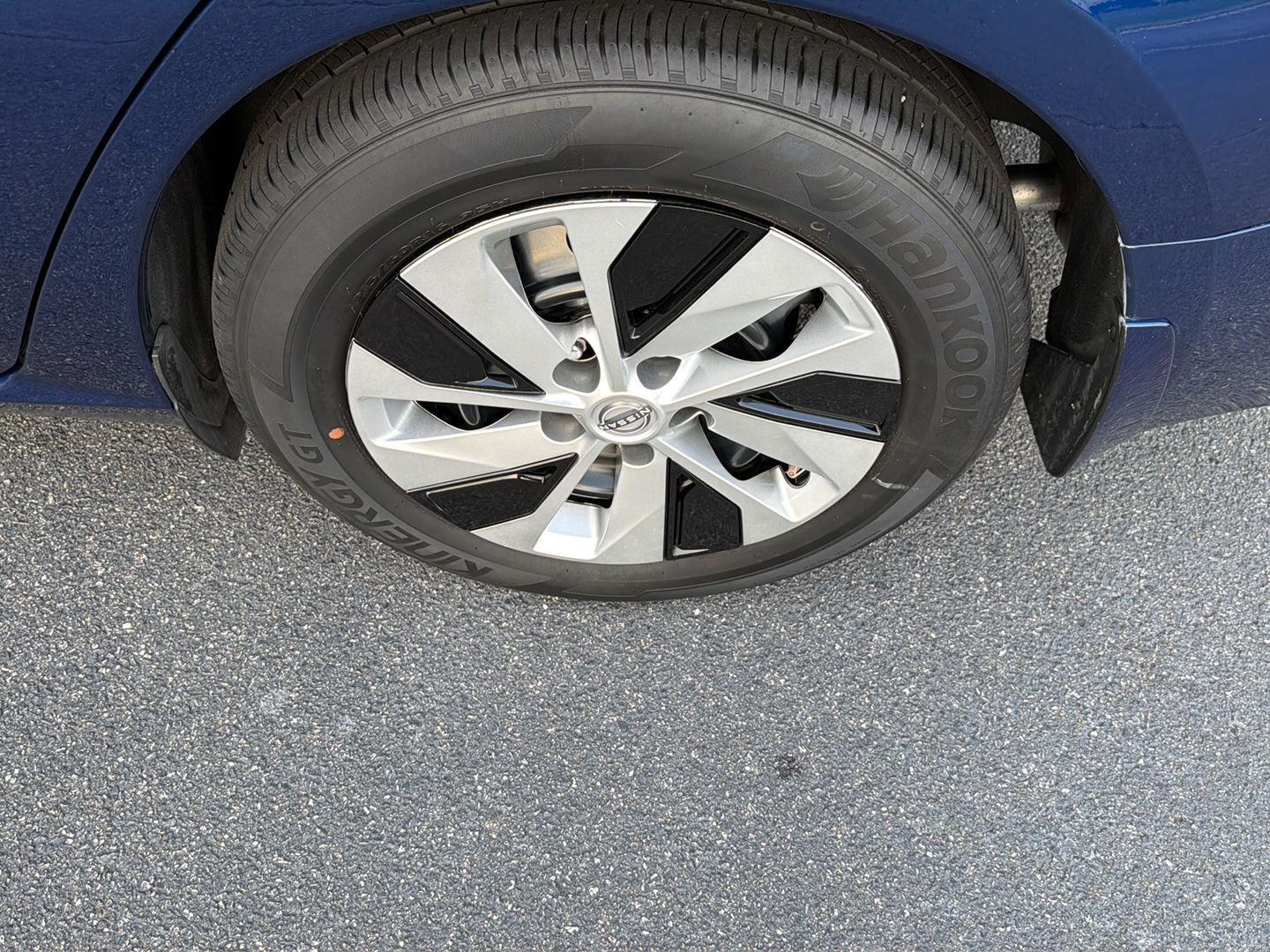Used 2024 Nissan Altima Sedan