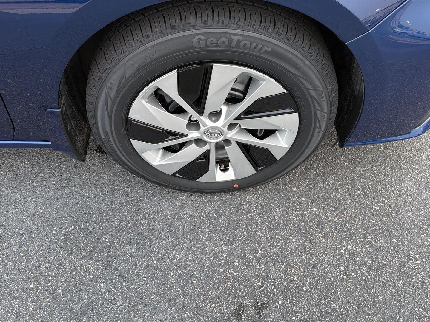 Used 2024 Nissan Altima Sedan