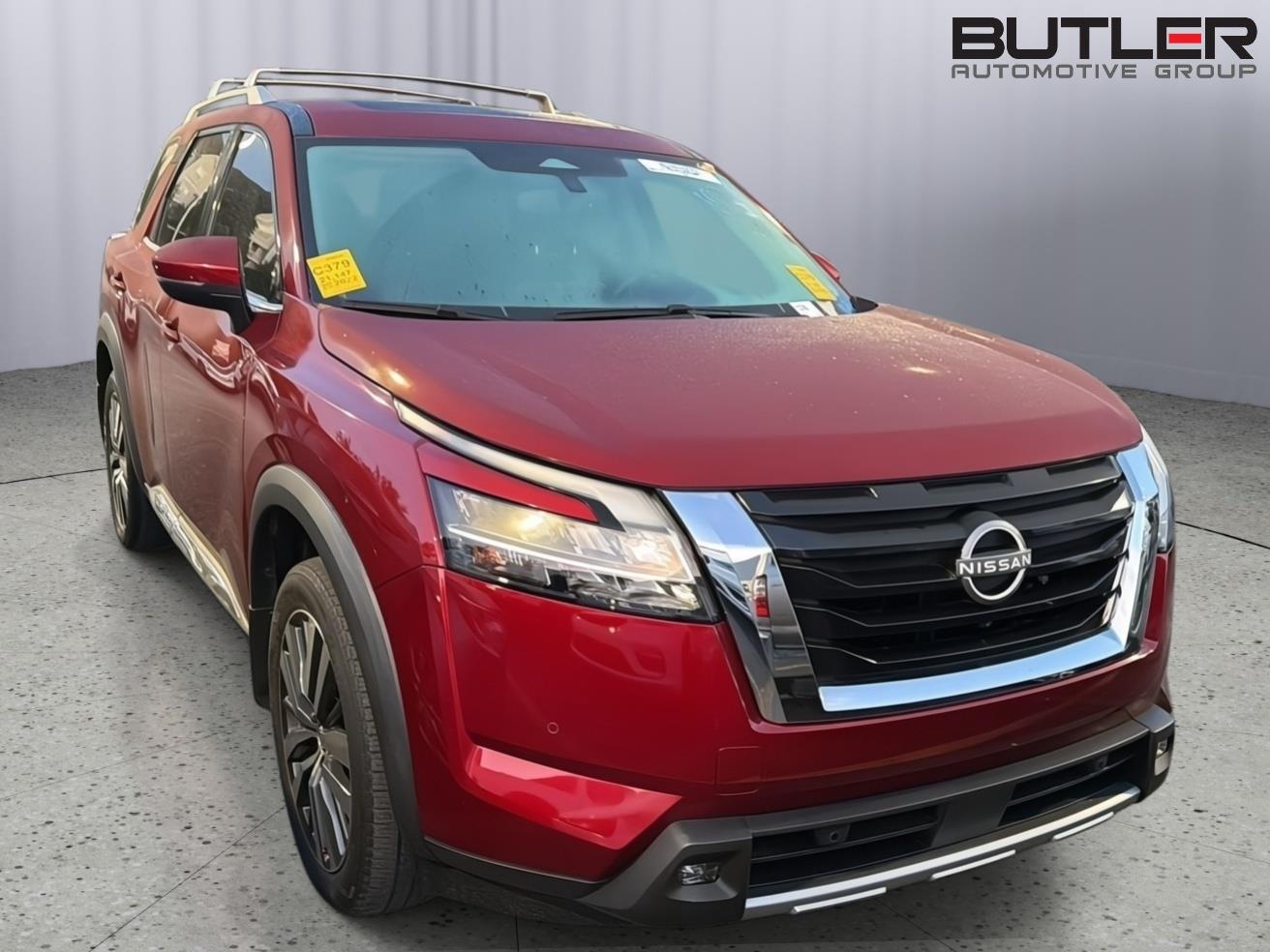 Red (Scarlet Ember Tintcoat) 2022 Nissan Pathfinder SUV / Crossover Front-Wheel Drive Automatic