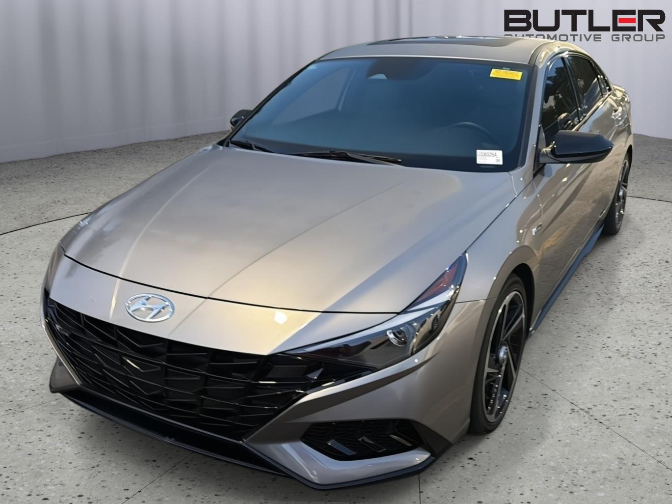 Fluid Metal 2023 Hyundai Elantra Sedan Front-Wheel Drive Automatic