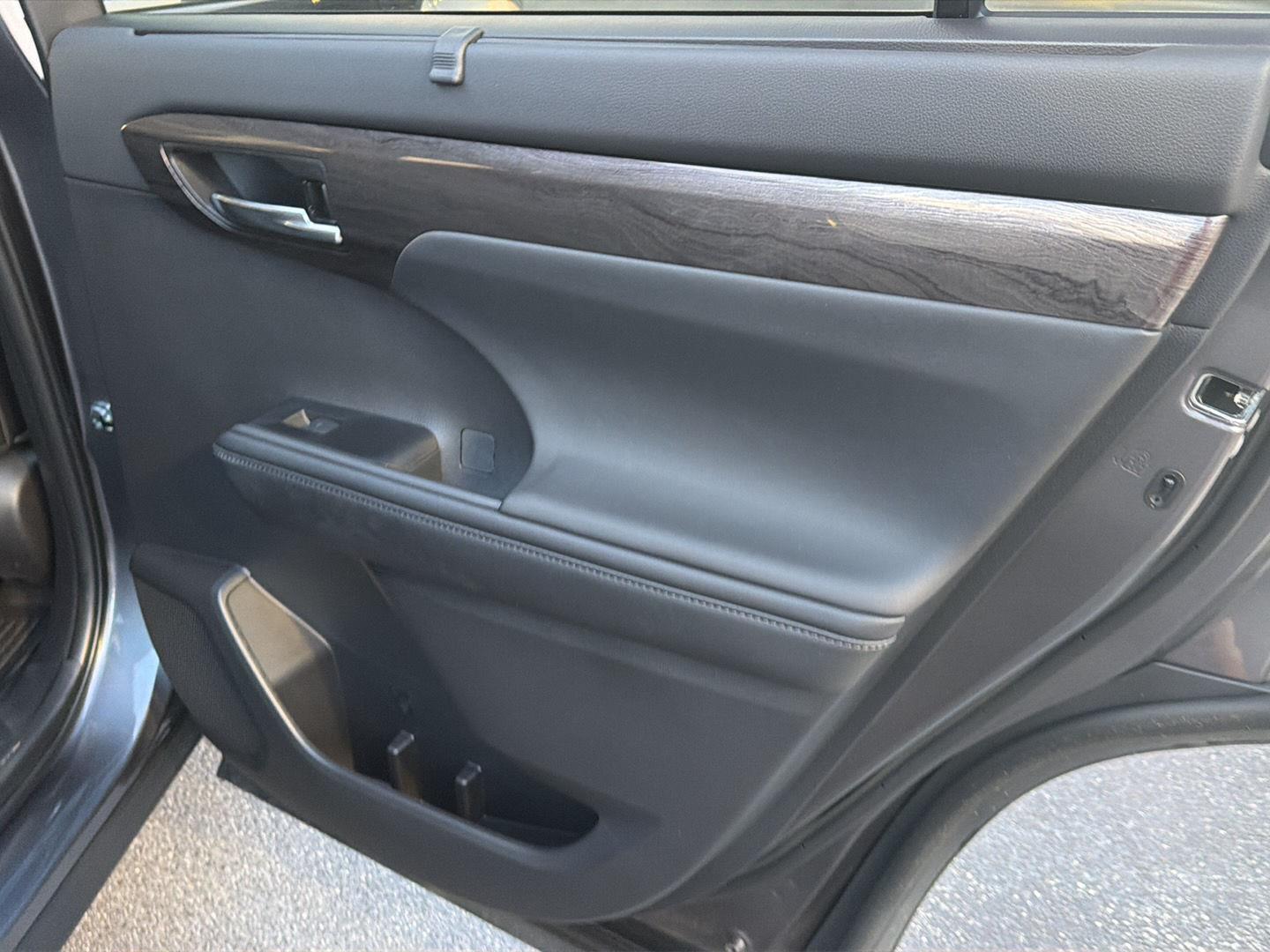 Used 2024 Toyota Highlander SUV
