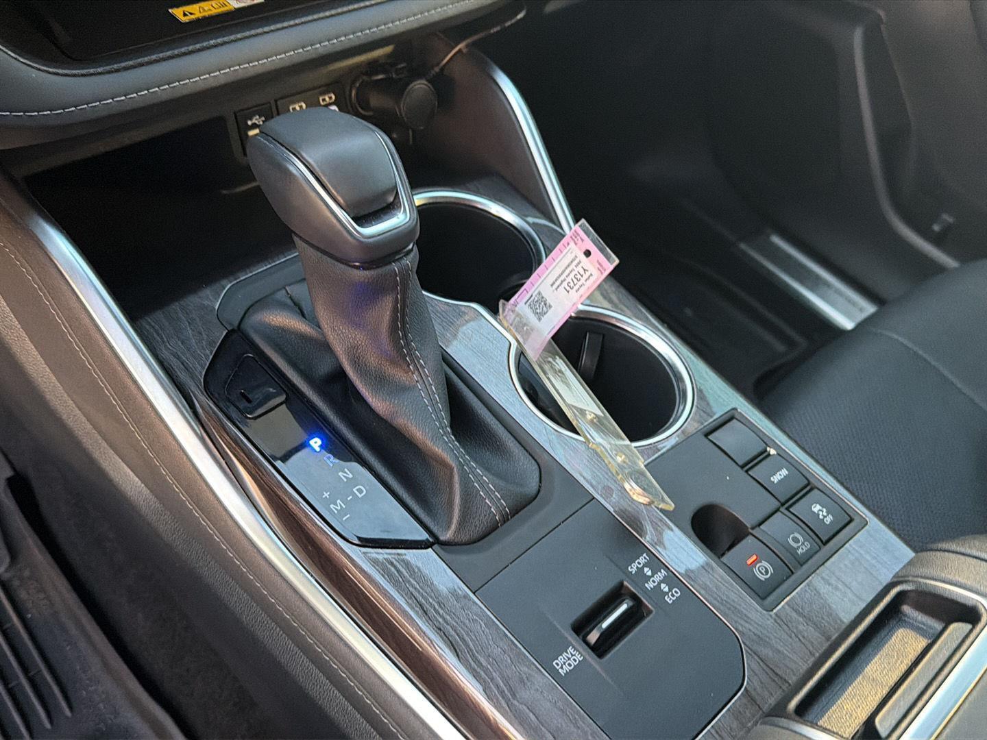 Used 2024 Toyota Highlander SUV