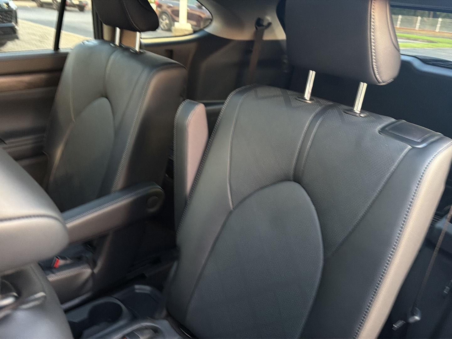 Used 2024 Toyota Highlander SUV