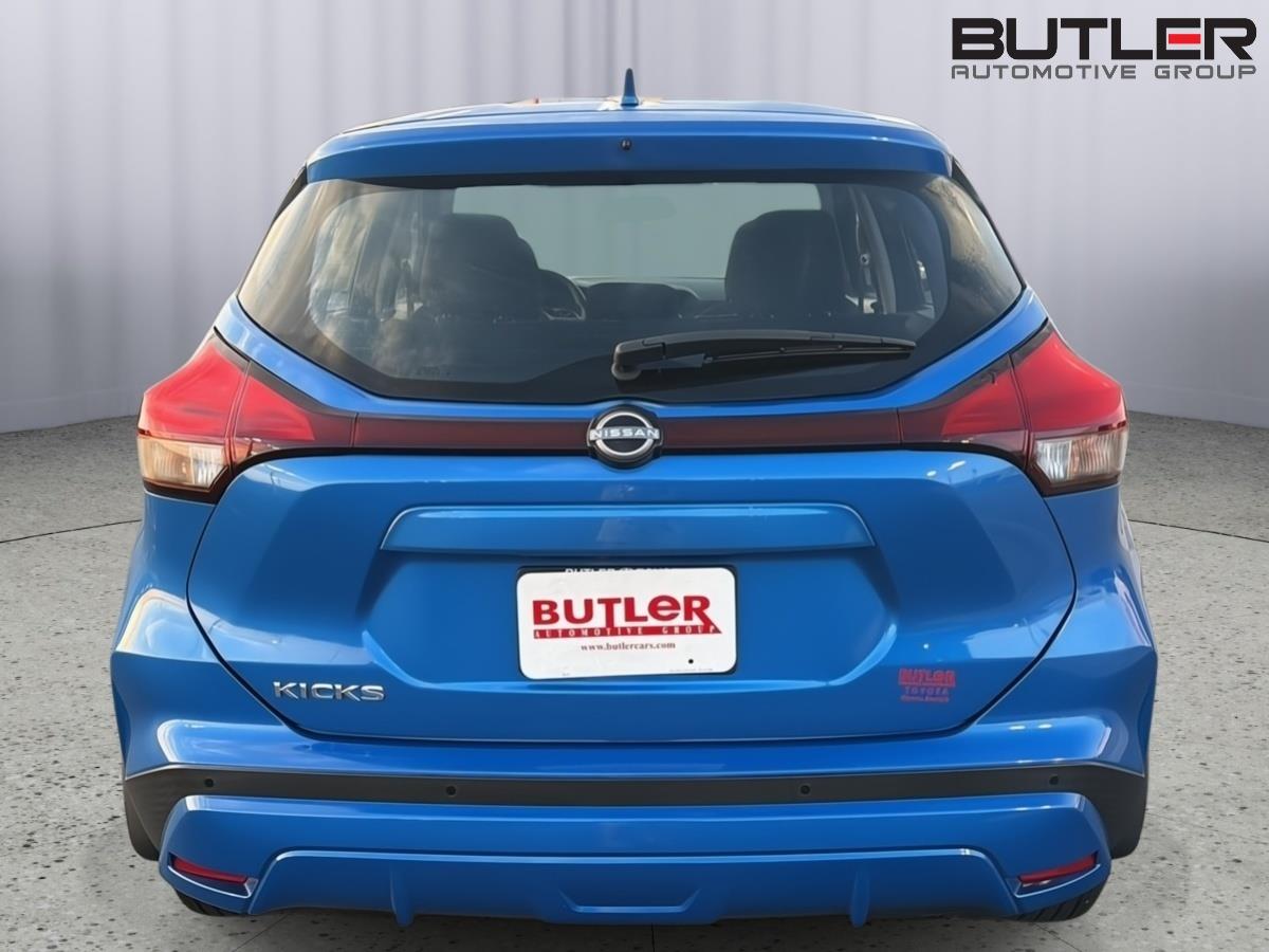 Used 2024 Nissan Kicks SUV