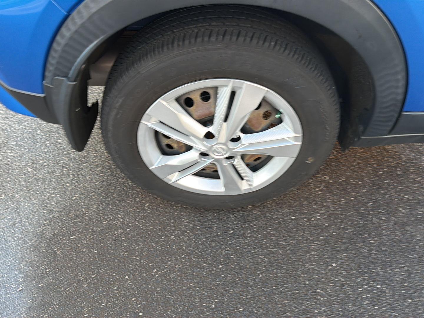 Used 2024 Nissan Kicks SUV