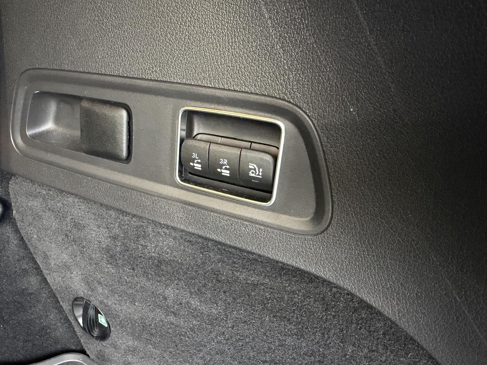 Used 2025 Mercedes-benz GLS SUV