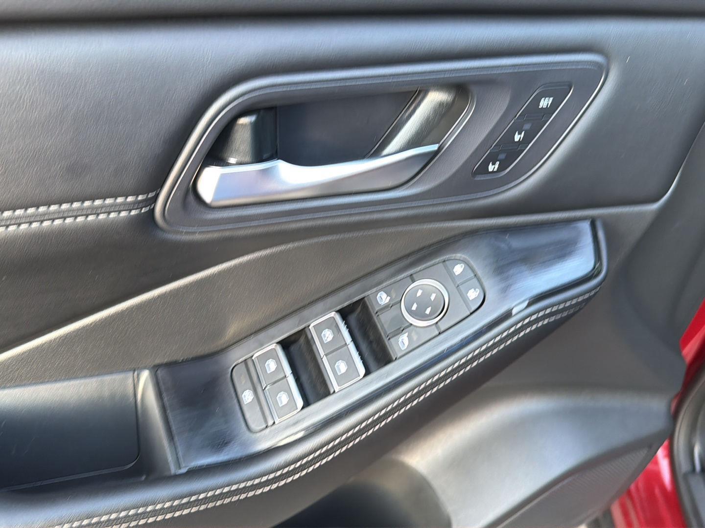 Used 2024 Nissan Rogue SUV