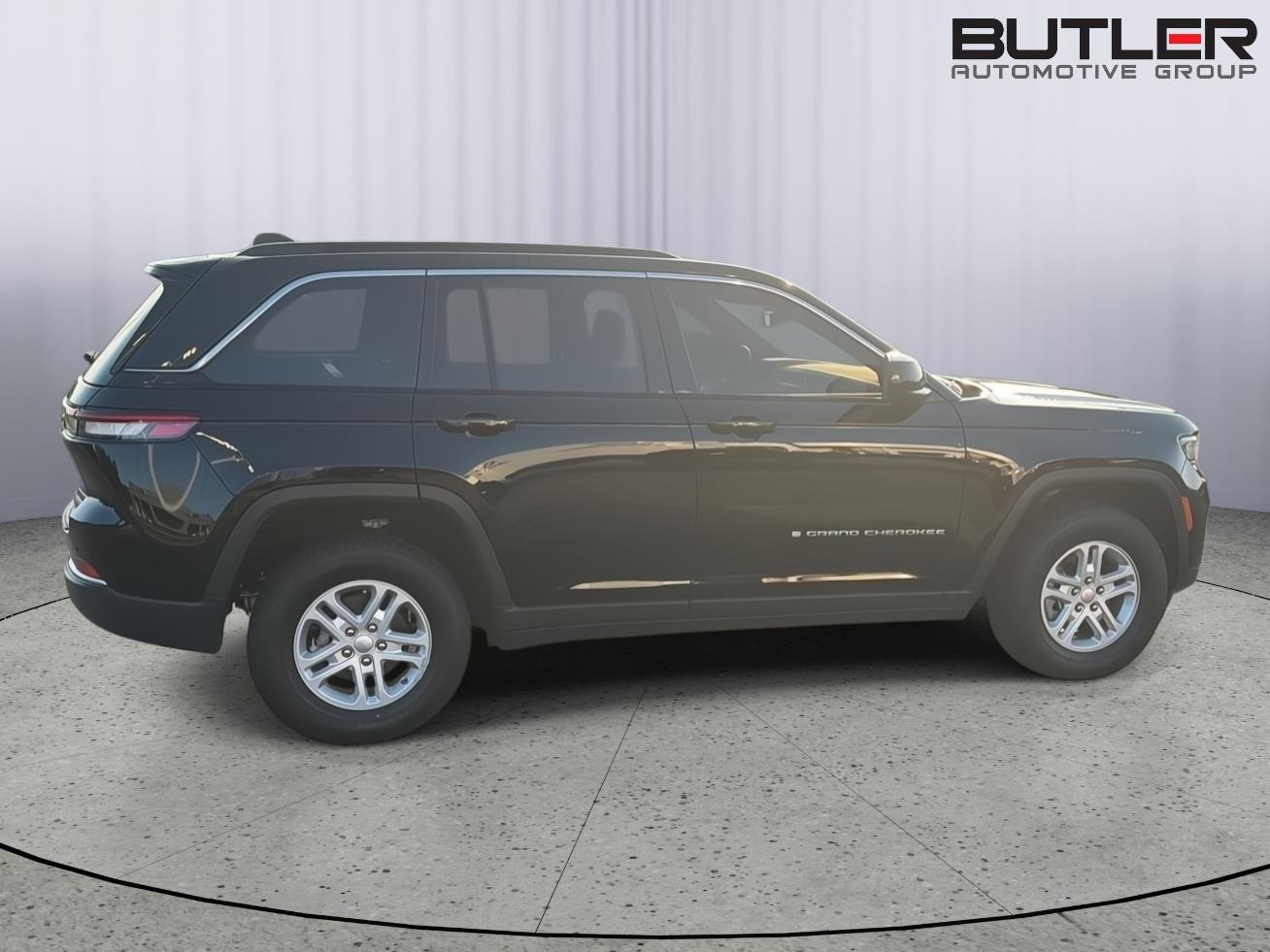 Used 2024 Jeep Grand Cherokee SUV