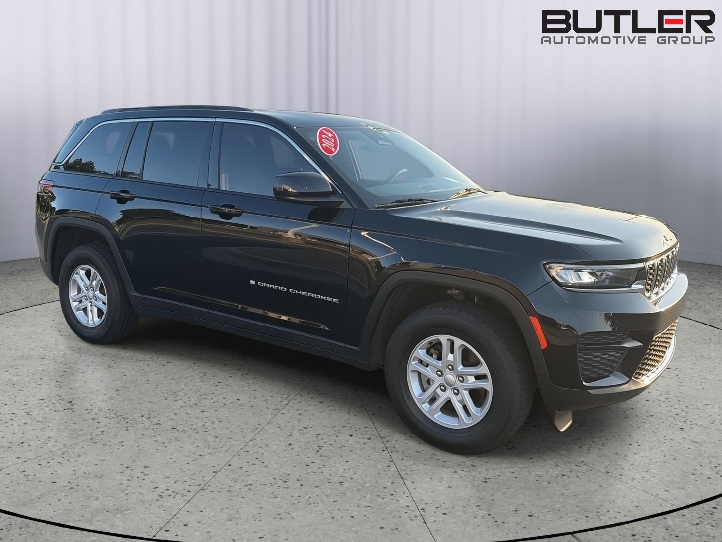 Used 2024 Jeep Grand Cherokee SUV